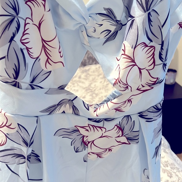 Romper - Picture 2 of 3